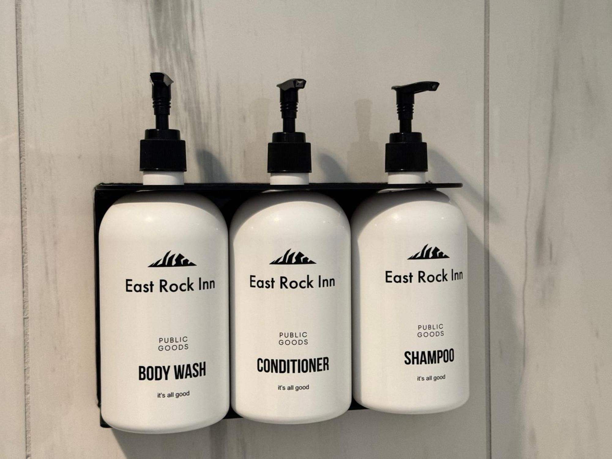 East Rock Inn Great Barrington Esterno foto