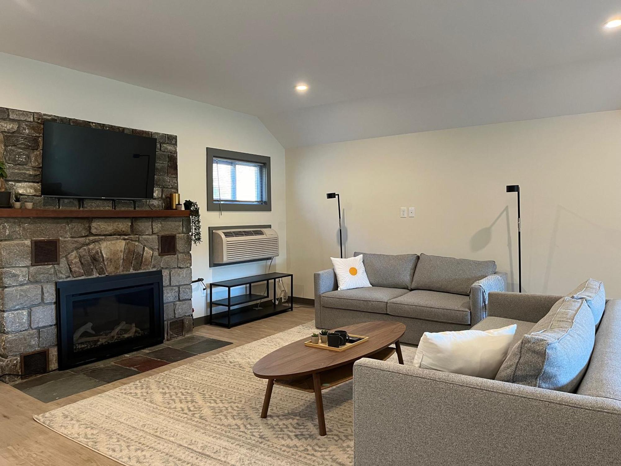 East Rock Inn Great Barrington Esterno foto